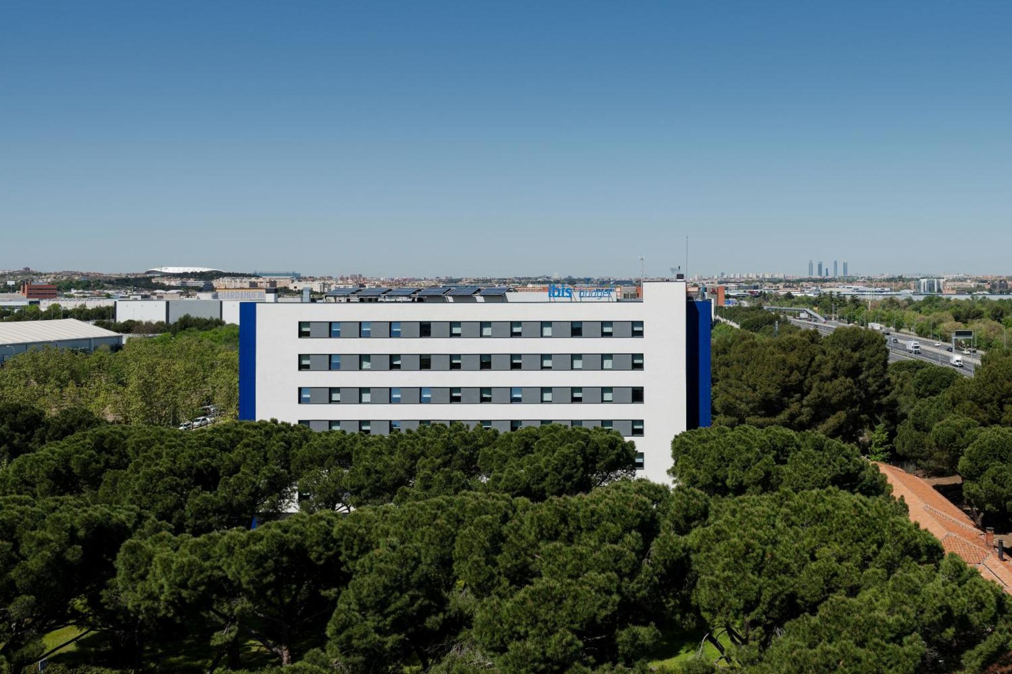Ibis Budget Madrid Aeropuerto Экстерьер фото